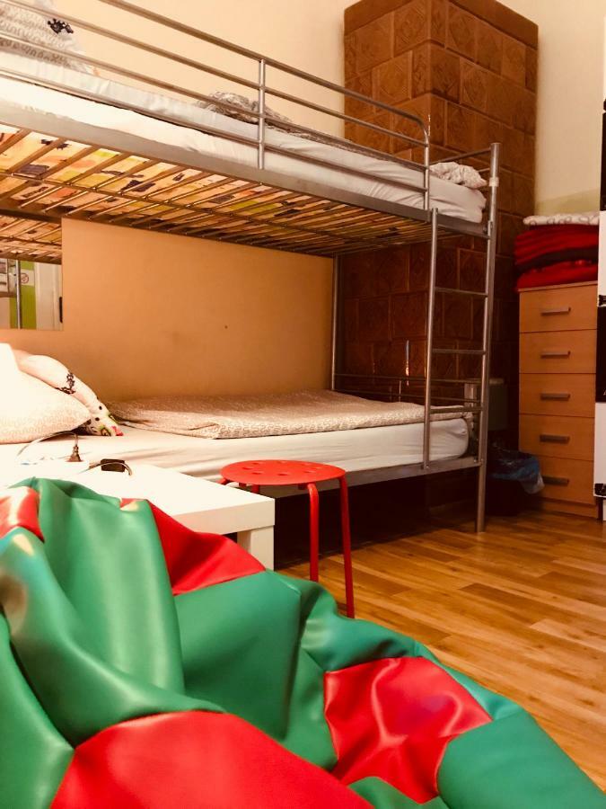 Hostel Centrum Sabot Krasków Eksteriør bilde