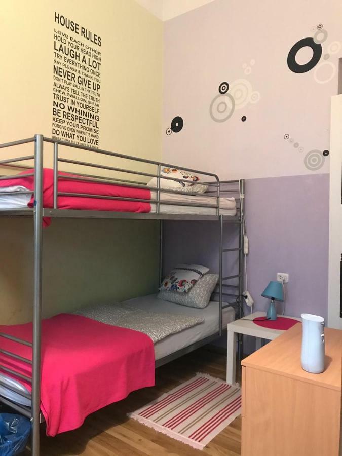 Hostel Centrum Sabot Krasków Eksteriør bilde